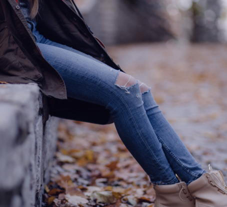 From Hunter Boots to Betty Johnson Dresses: Poly Students Layer Up for Fall In